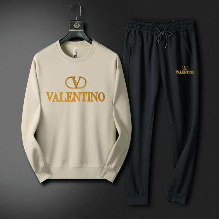Picture of Valentino Sweater Suits _SKUValentinoM-4XL11Lr2242711